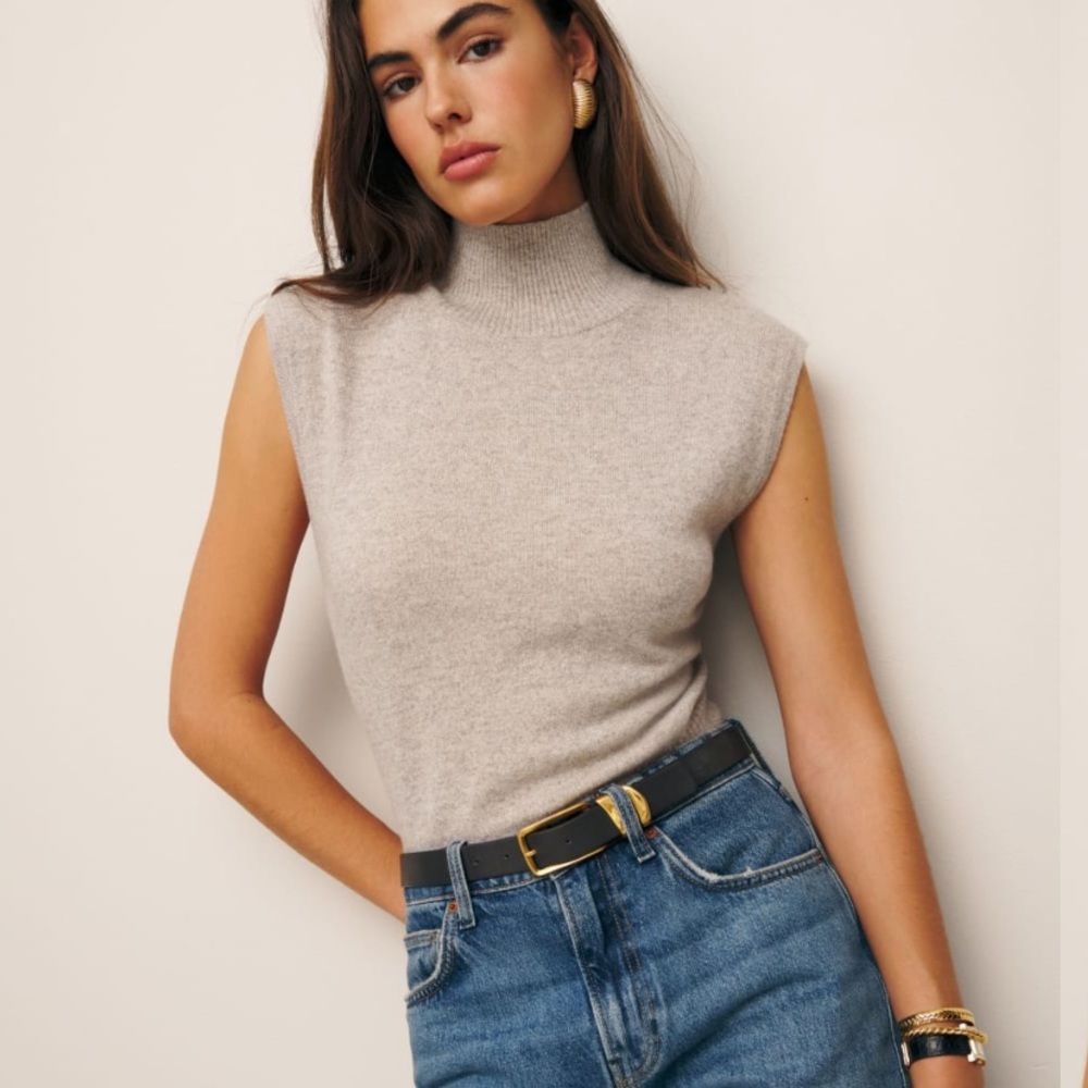 Reformation Cashmere Sleeveless Turtleneck Sweater NWT - Picture 3 of 5